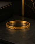 Cartier-style women's bracelet in gold