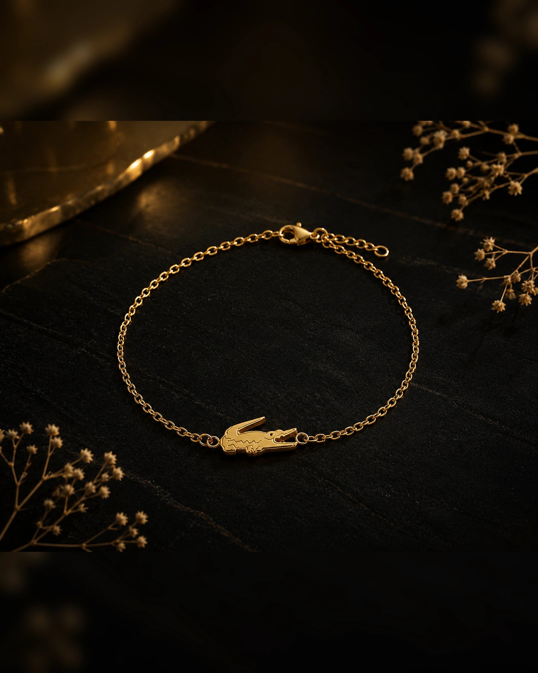 Lacoste-style women's bracelet in gold