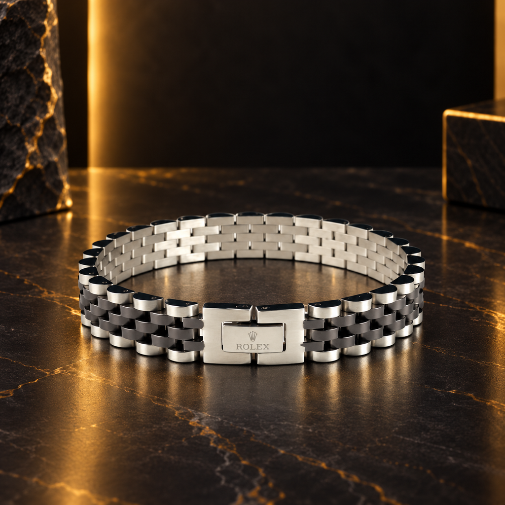 Royal stainless steel bracelet in silver and black