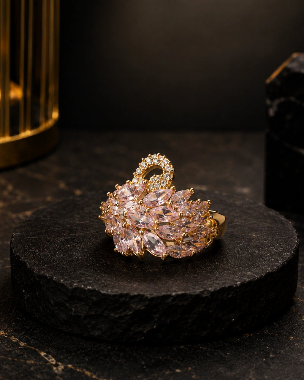 Swan ring in gold and pink
